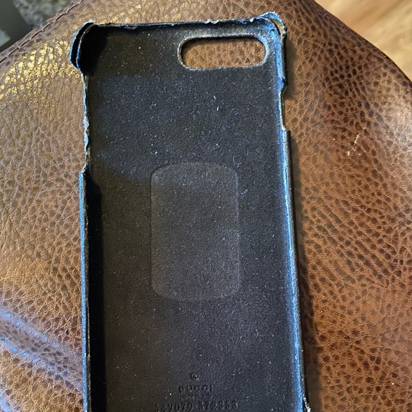 Authentic Gucci IPhone 8 Plus Case - Picture 2 of 5